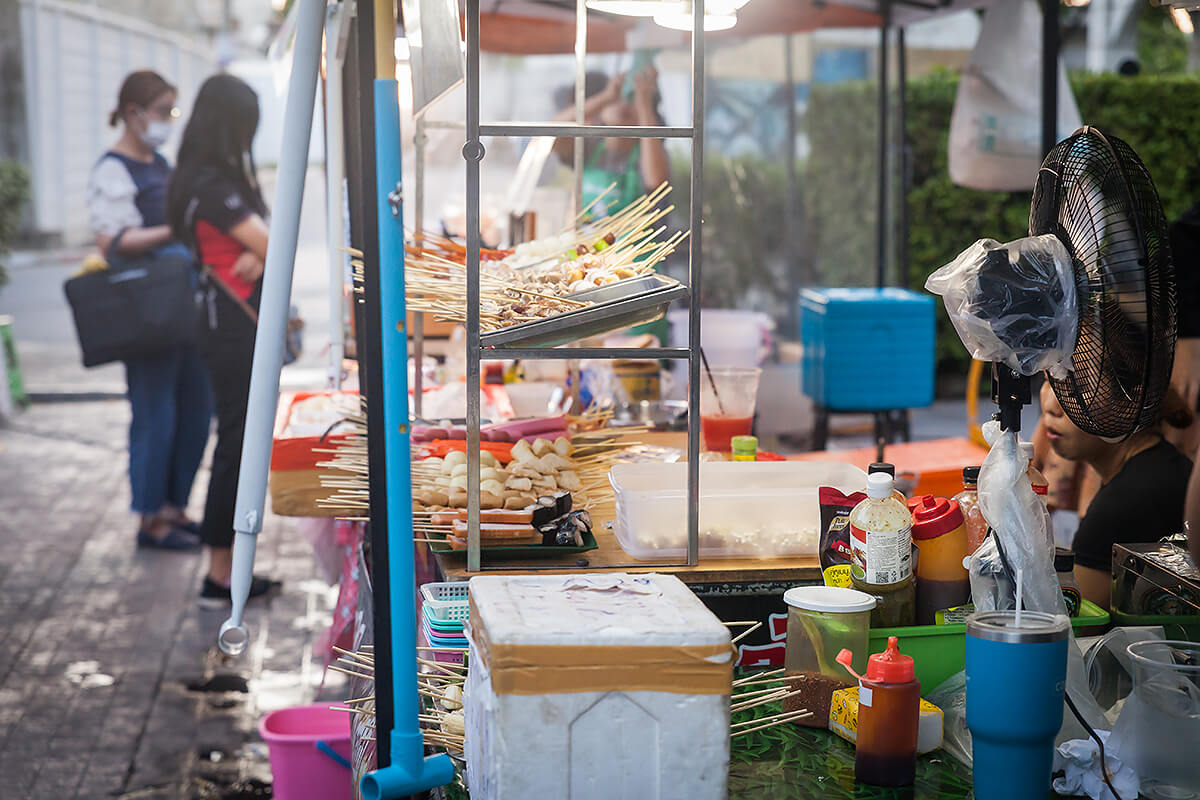 ตลาดนัดวันหยุดสุดสัปดาห์ Pickadaily Bangkok